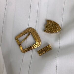 Vtg Gold Belt Buckle Set